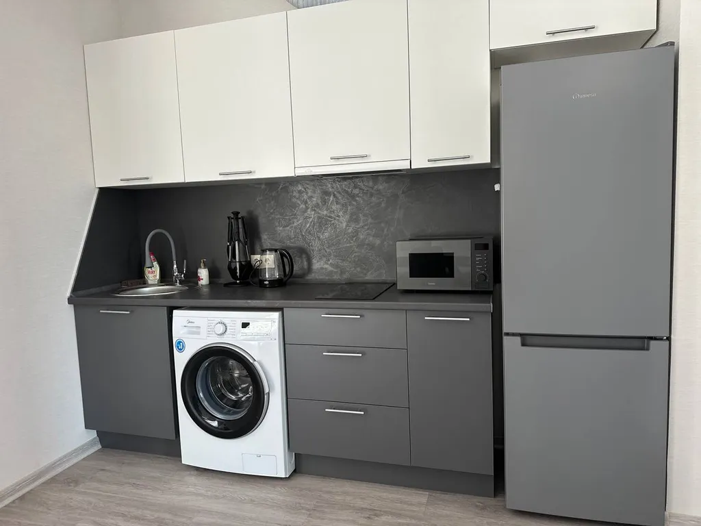 Дом с бассейном