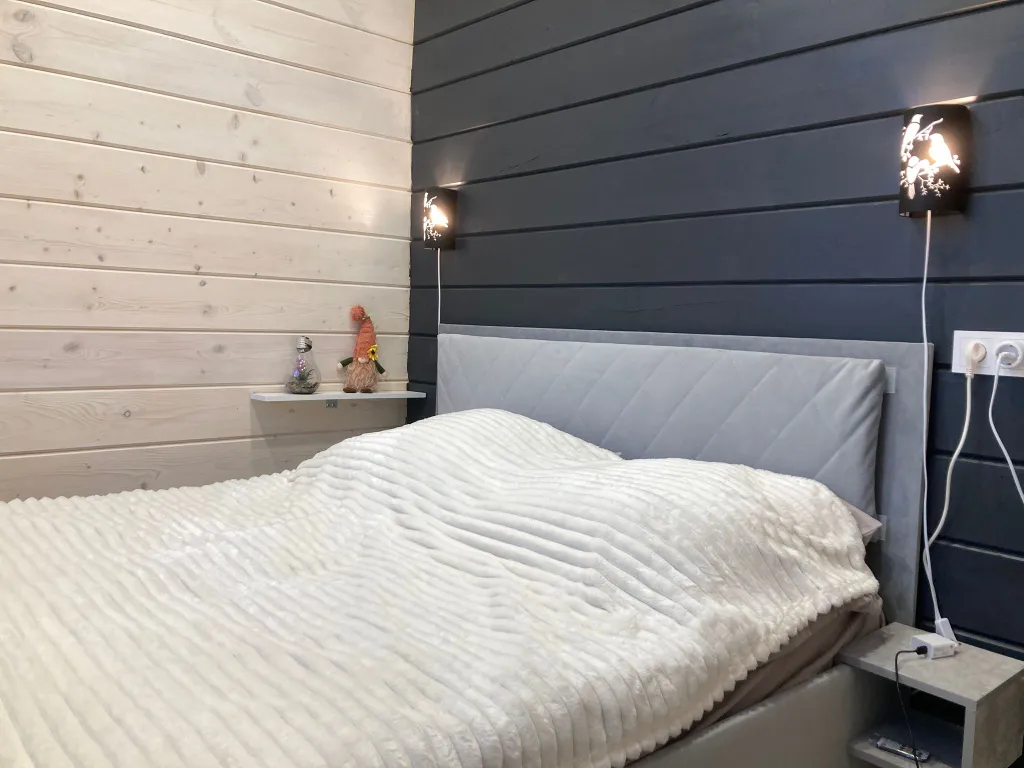 Дом на первой линии реки в тишине леса под Тверью