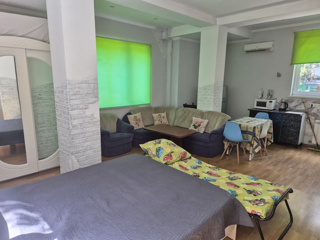 Апартаменты в самом центре до 5-ти человек с бесплатным паркингом