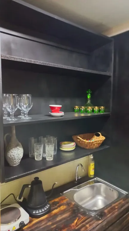 Modern famely Suit City Center