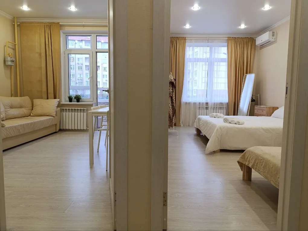 Квартира Светлые апартаменты — Геленджик