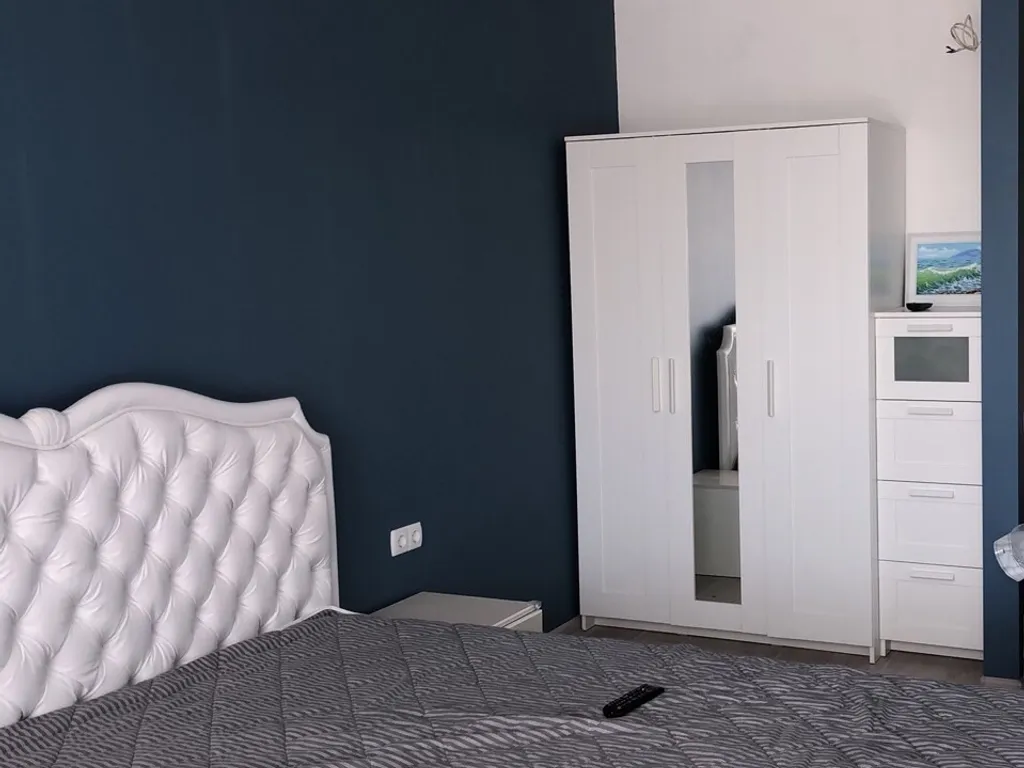 Апартаменты в Алуште с видом на море рядом с пляжем