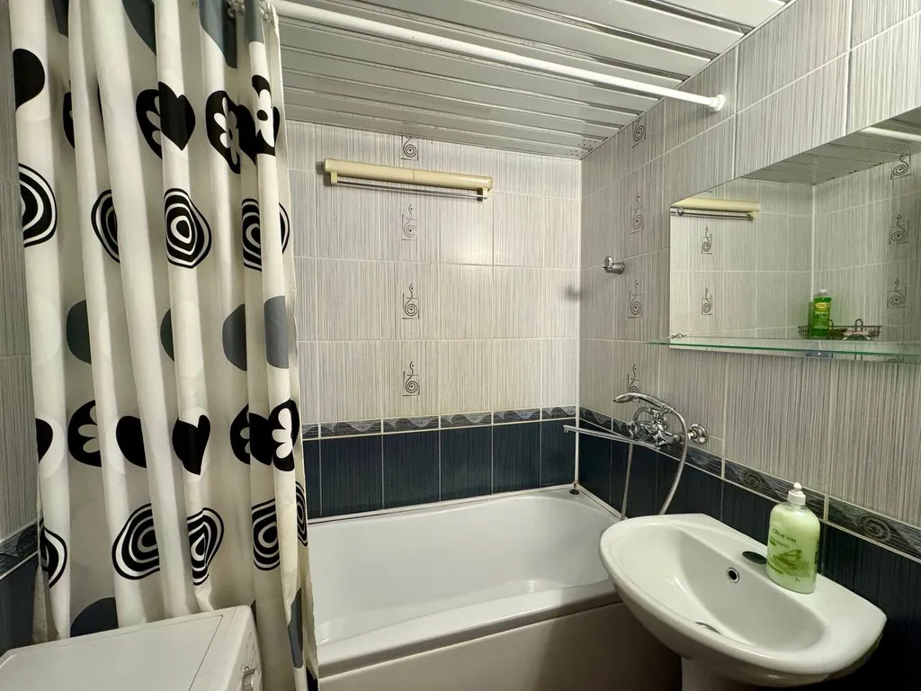 Двухкомнатная в центре