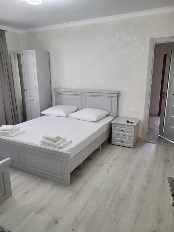 Квартира Комната — аренда посуточно в Лоо