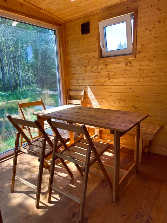 Уютный дом в лесу