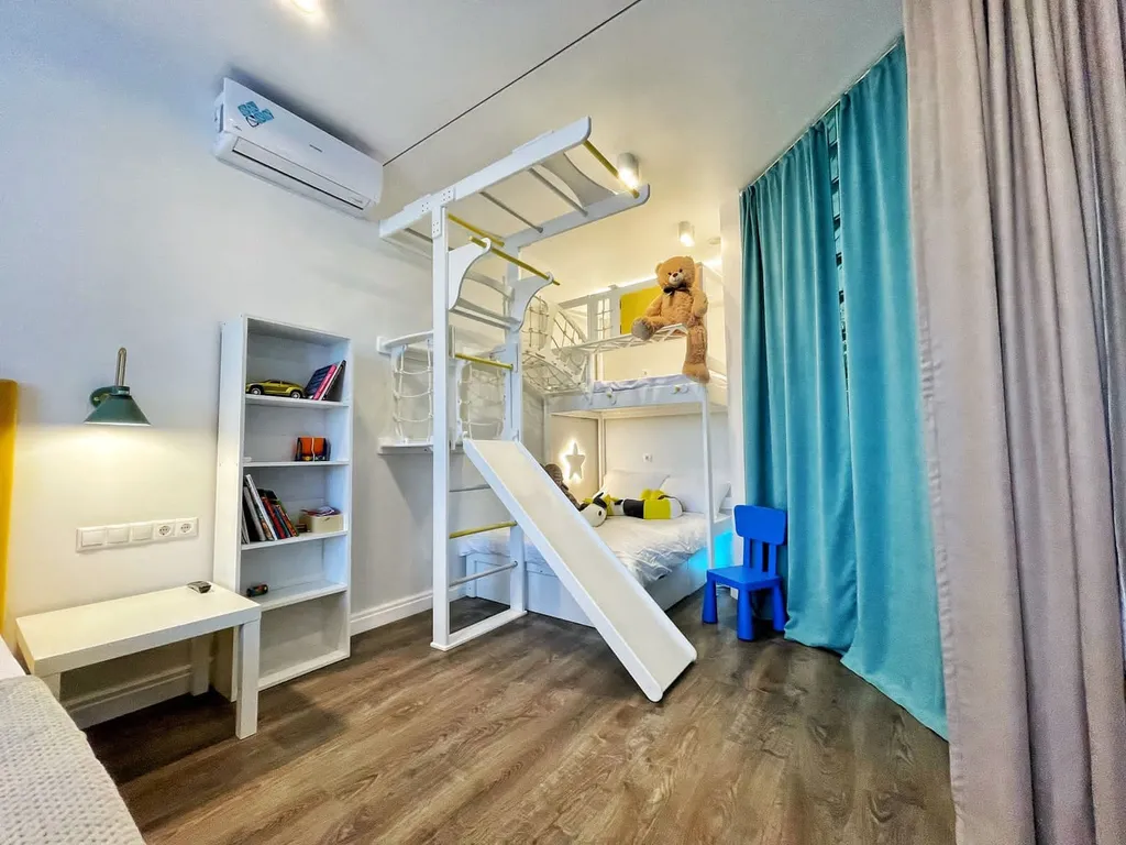 Солнечная квартира на самом берегу моря