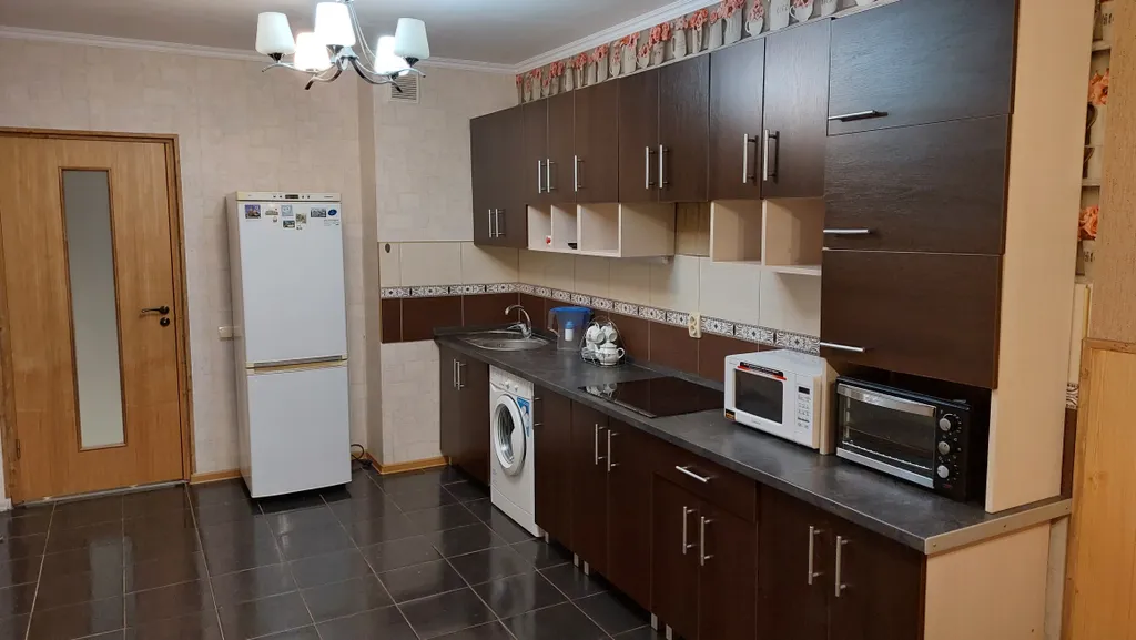 Квартира Трехкомнатная квартира на Сельме — Калининград