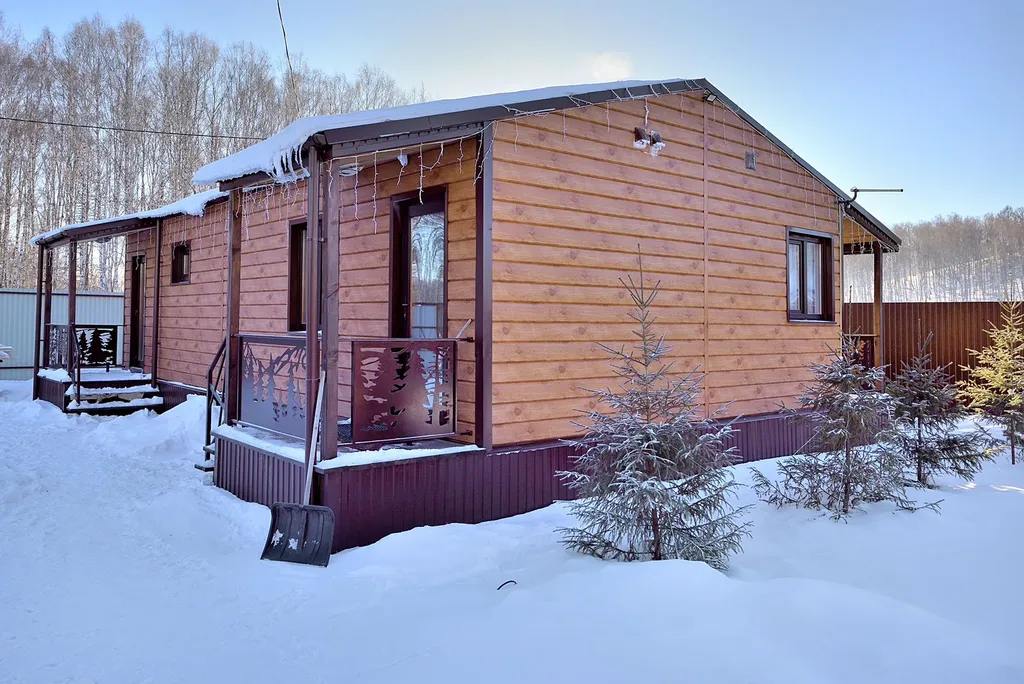 Гостевой дом в ёлках