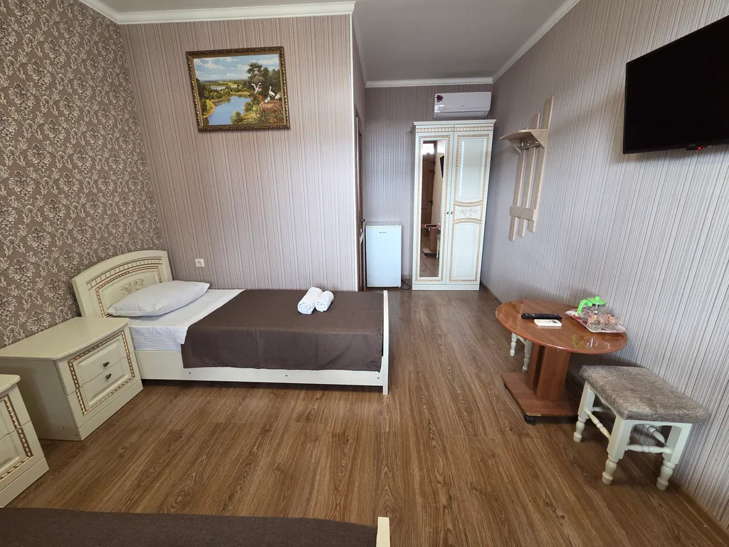Квартира Комната — Сочи