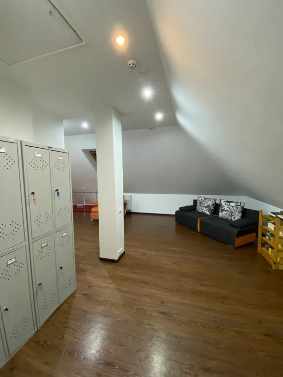 6-комнатный Дом