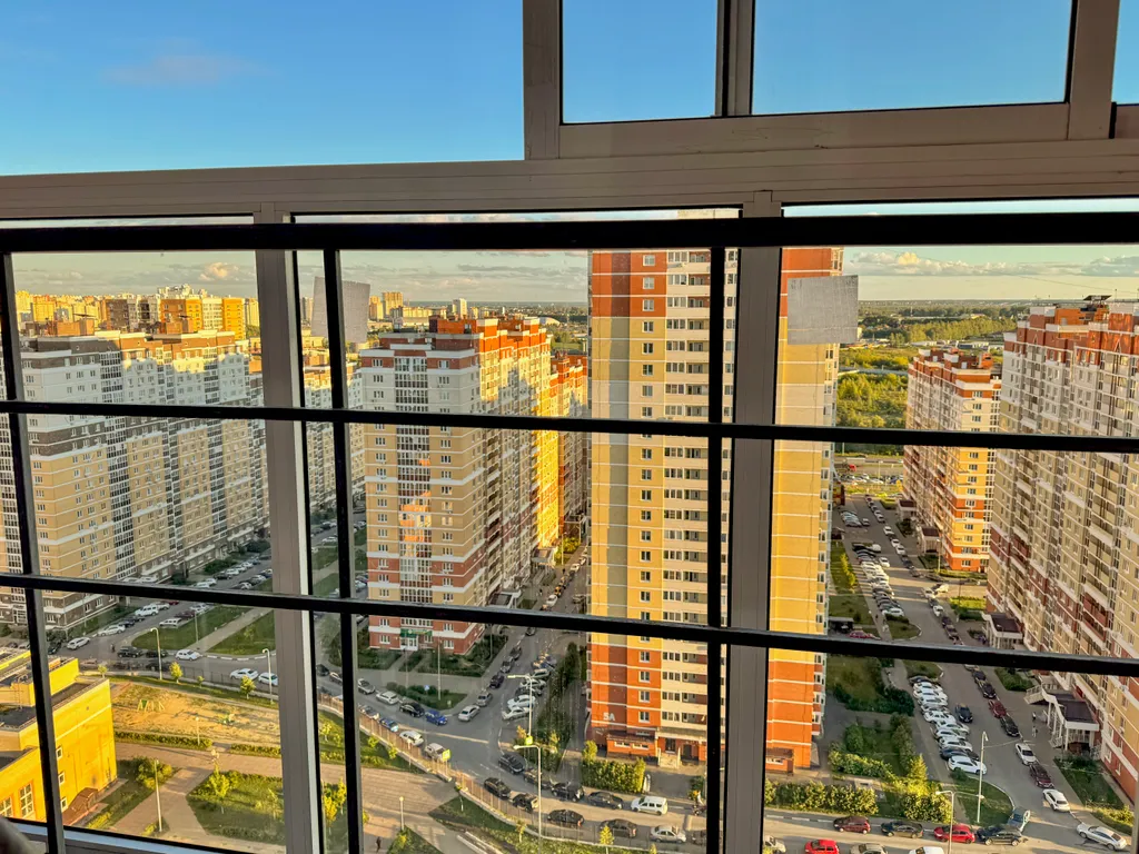 Видовая просторная до 6 гостей евродвушка с потрясающим видом с 22 эт