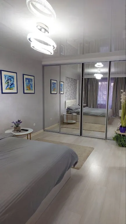 Апартамент возле площади в центре города