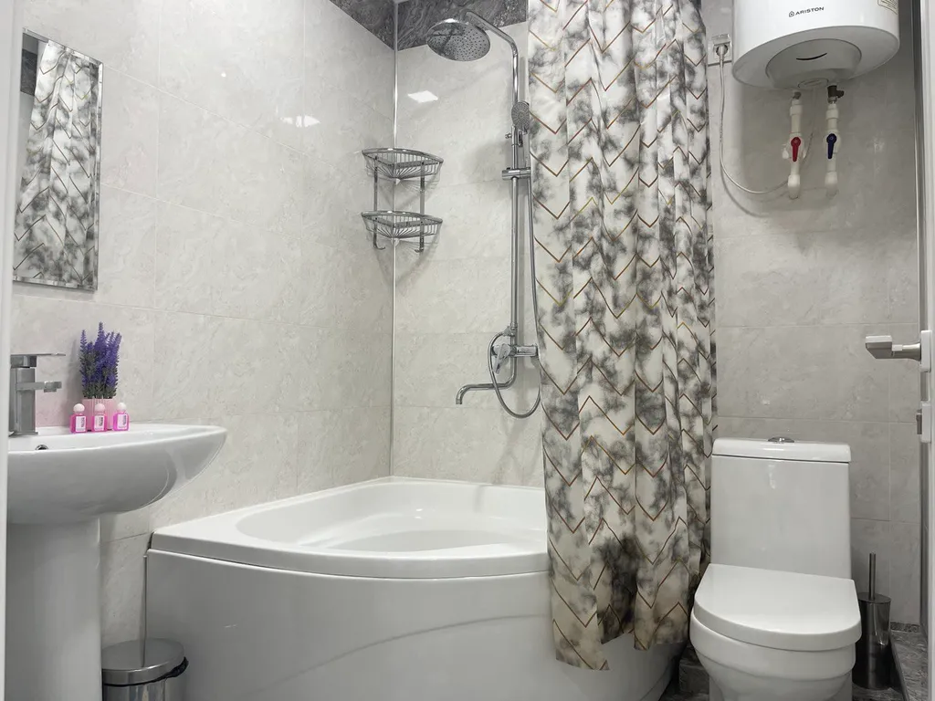 Просторная 4-комнатная квартира в тихом районе New Kamolon