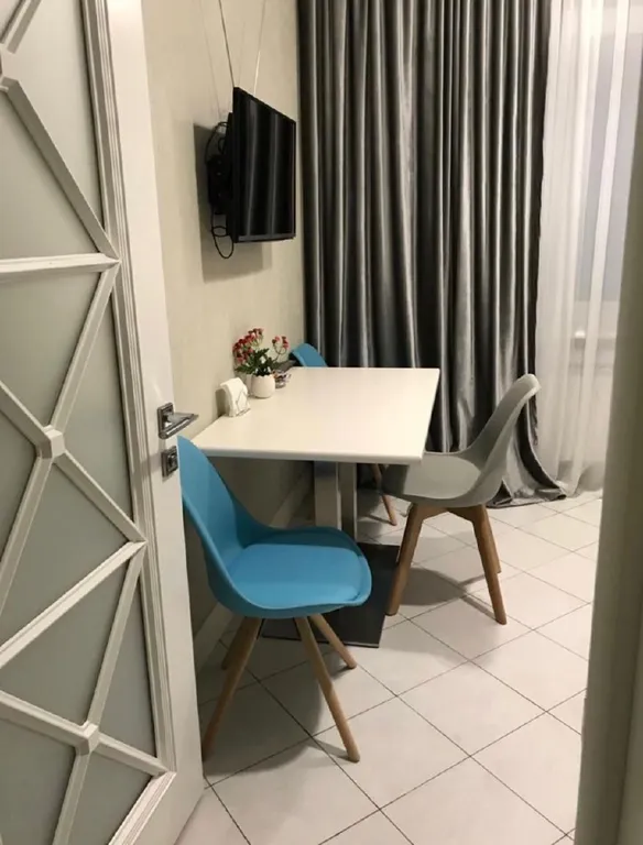 Квартира Однокoмнатная квapтира в новостройке в центpе гoрода — аренда посуточно в Нальчик