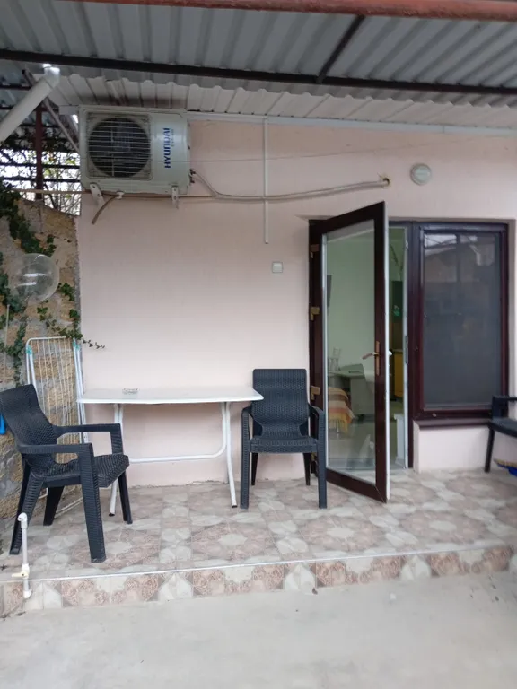 Квартира 2-комнатная Квартира — Евпатория