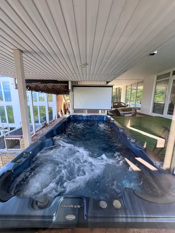 Уютный таунхаус с теплым бассейном и баней