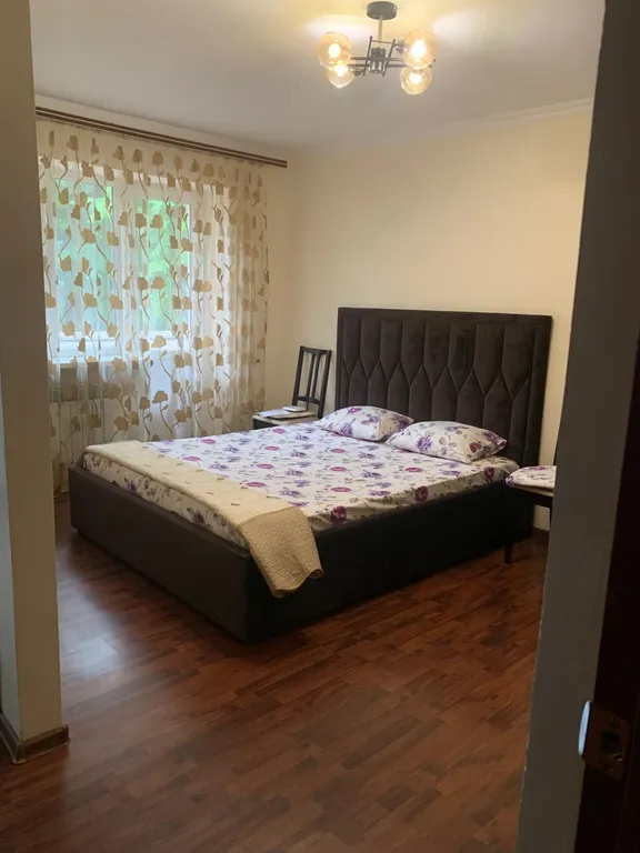 Чистая уютная квартира в центре города — аренда посуточно в Нальчик