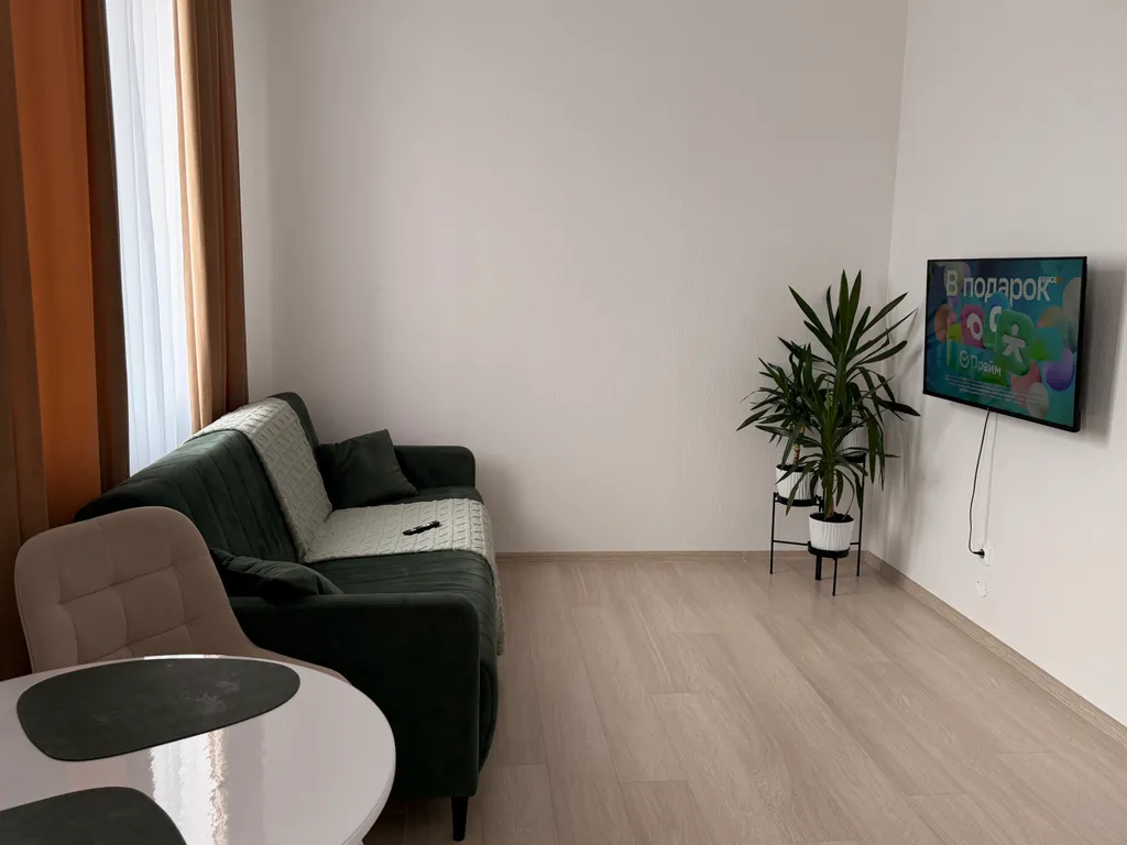 Панорамная квартира рядом с ТЦ Veer Mall