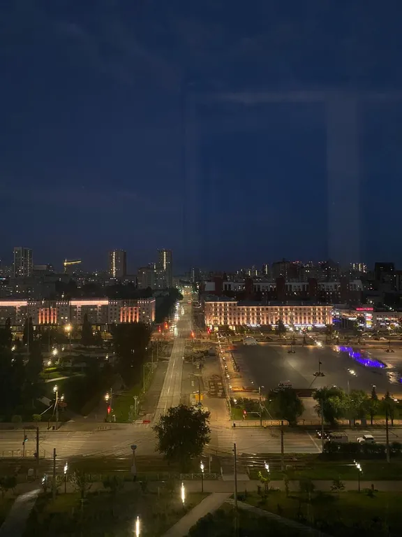 Современная квартира с шикарным видом на центр города и фонтаны — аренда посуточно в Пермь