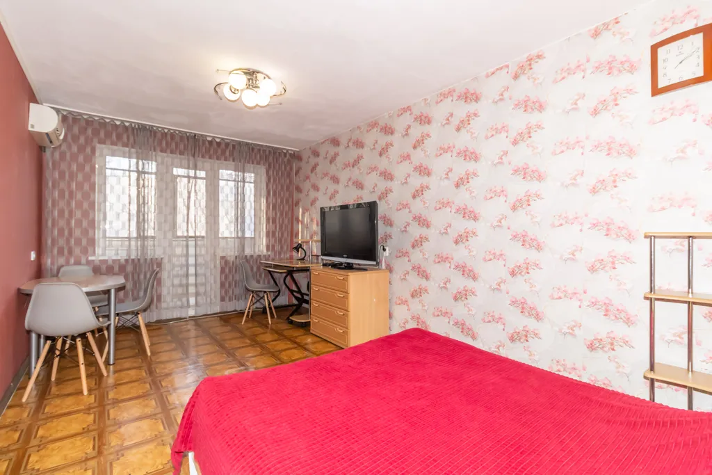 2-комнатная квартира рядом с Алым полем