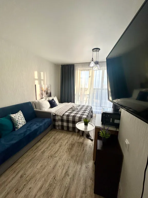 Студия с панорамным видом на Краснопольском проспекте