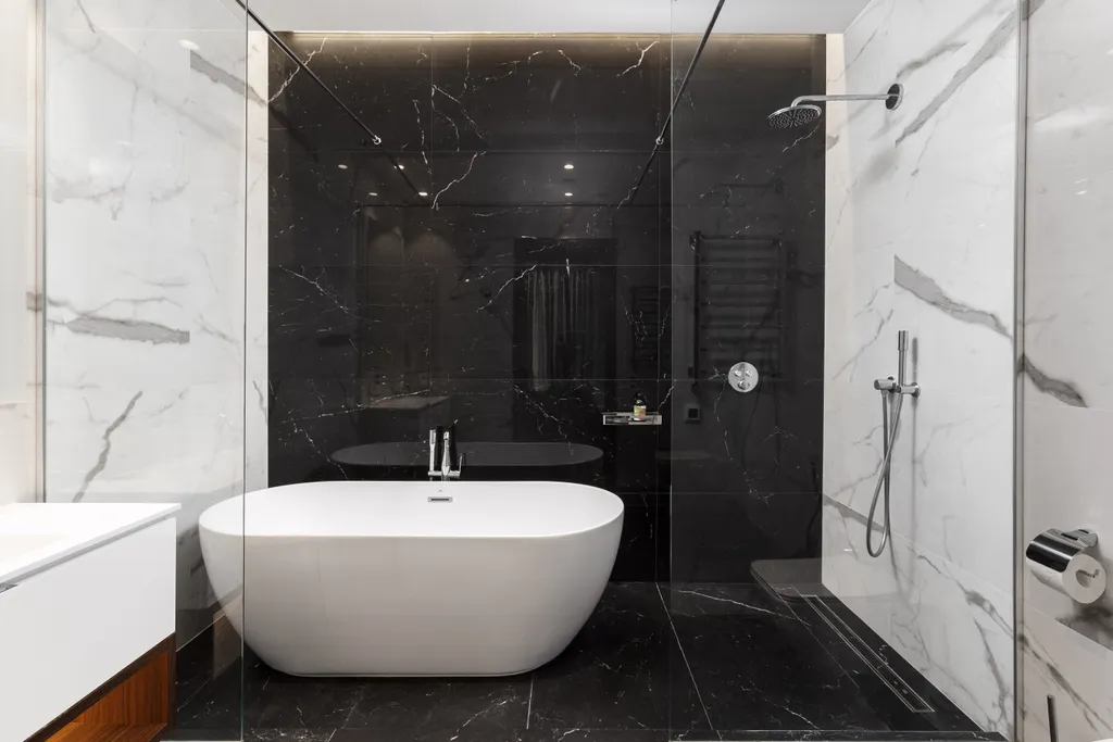 Потрясающая панорама с 73 этажа башни Neva Towers