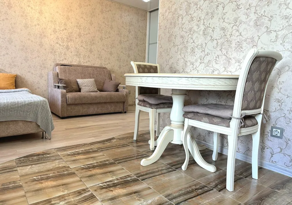 1-комнатная квартира-студия с балконом рядом с Кузбасс-Арена