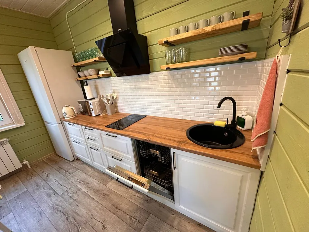 Тёплый коттедж на первой береговой линии