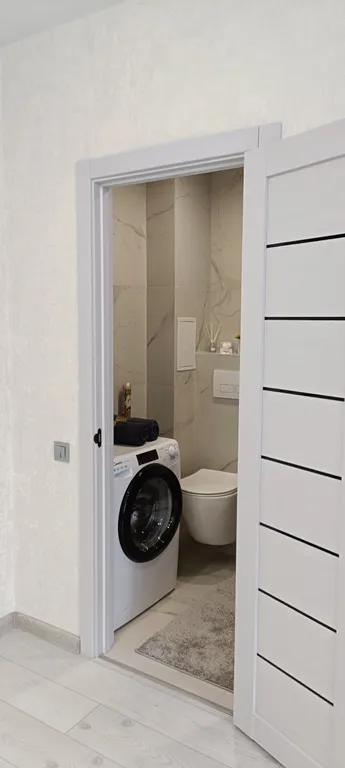 Новый апартамент с видом на лес