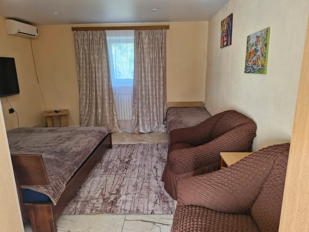 Коттедж Уютный домик недалеко от моря — аренда посуточно в Новофёдоровка