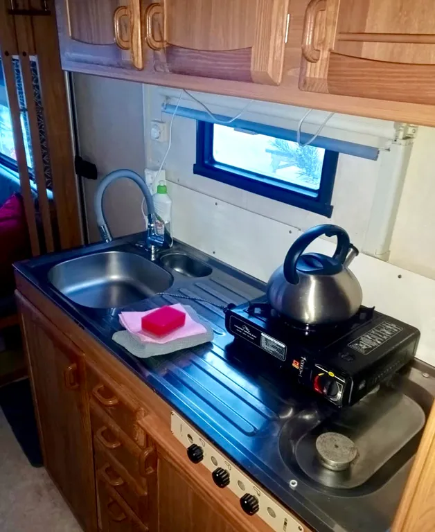 Новогодний трейлер на колесах с фотозонами