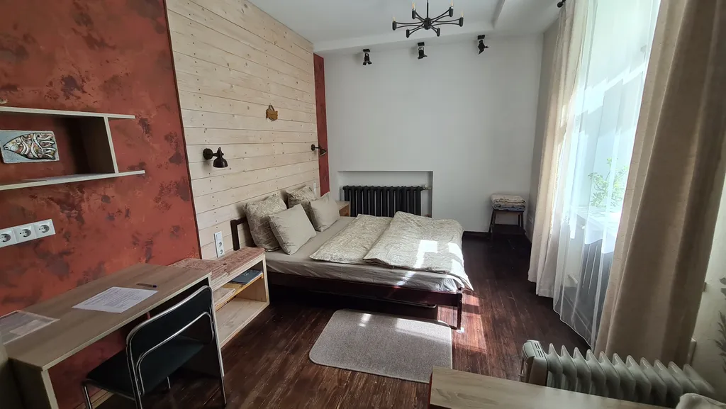 Квартира Квартира Центр. 30м до метро. 2 комнаты. До 8ми гостей. Тихая, уютная сталинка — Минск