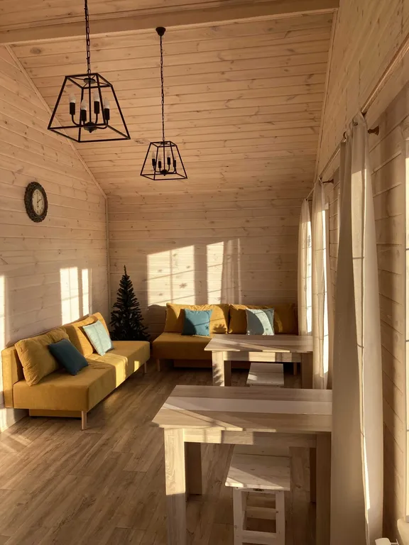 Суздальская дача у реки