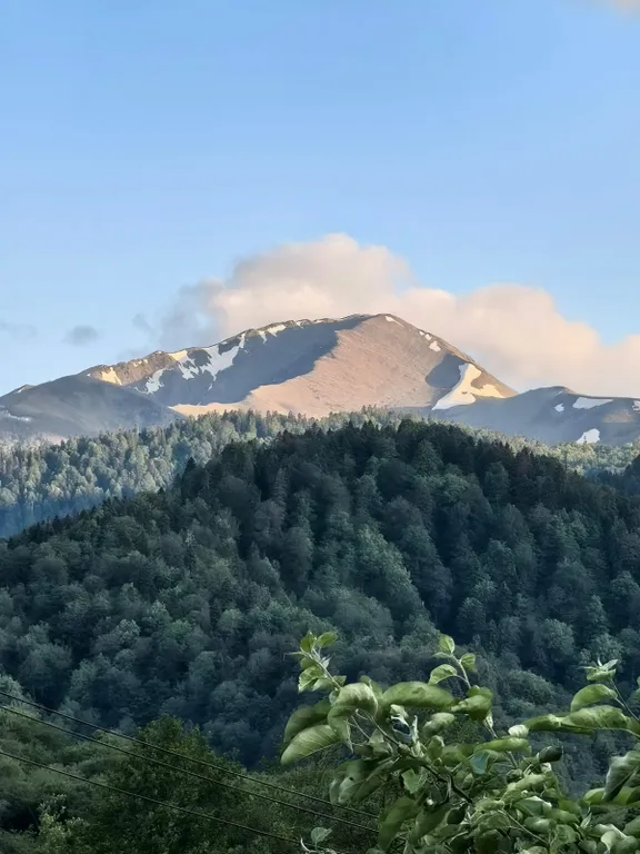 Уютный дом с видом на горы