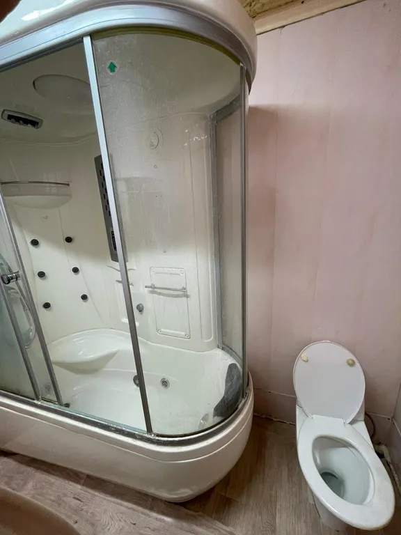 Домик с двором в центре города