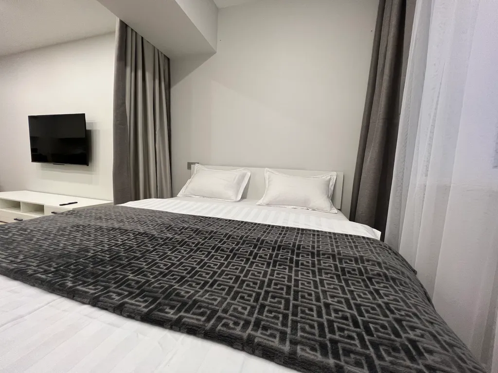 Квартира Современная студия на Арбате — Алматы