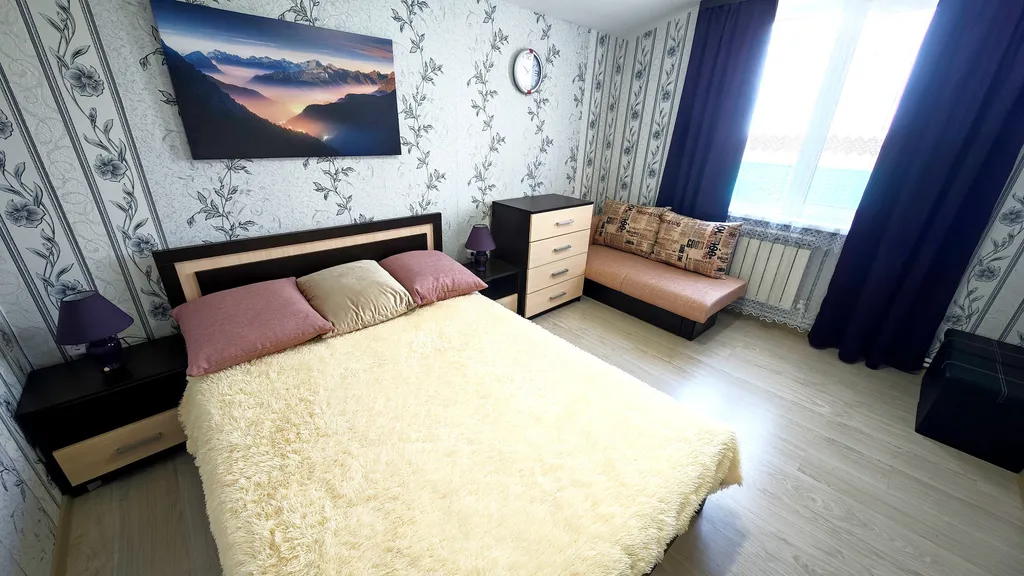 Янтарные апартаменты люкс с 3 спальнями, кондиционером, кухней-гостино