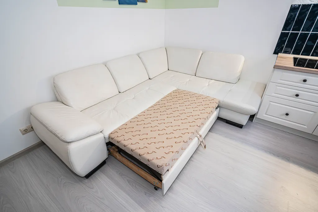 Апартамент балтатлантик в стиле кабинет