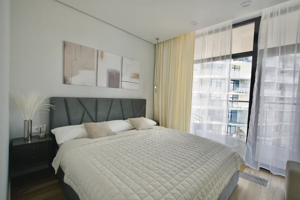 Дизайнерские апартаменты LS-LUX-SOFT BLUE с видом на море и горы