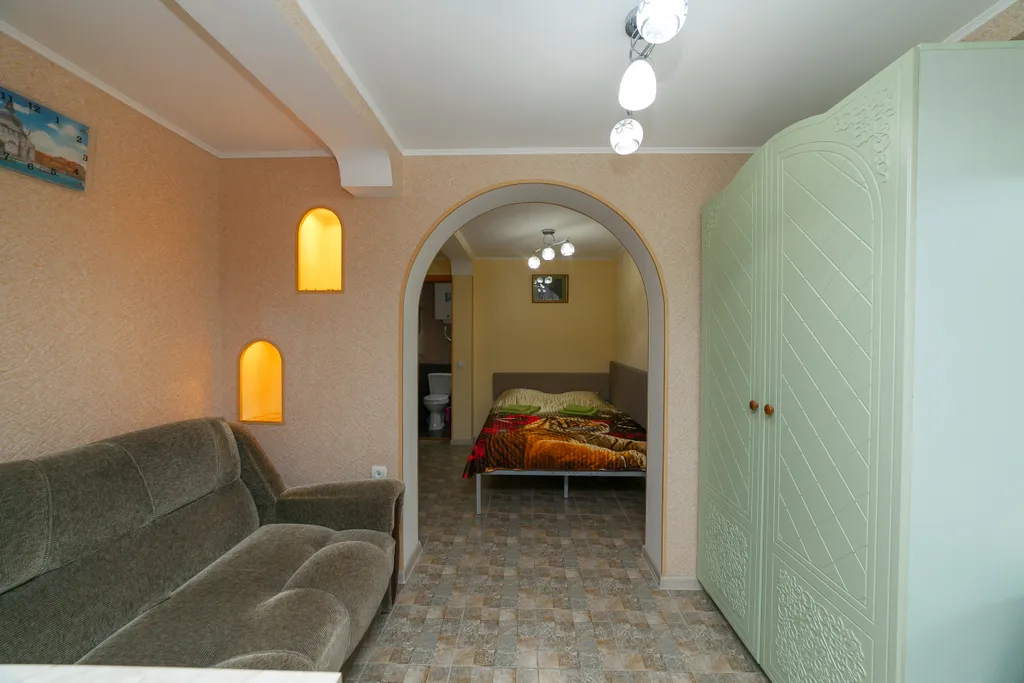 Уютные апартаменты с двориком в центре города