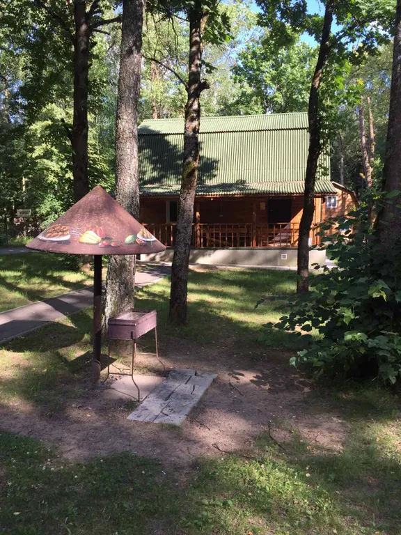 Коттедж на 10 спальных мест с верандой — аренда посуточно в Заславль