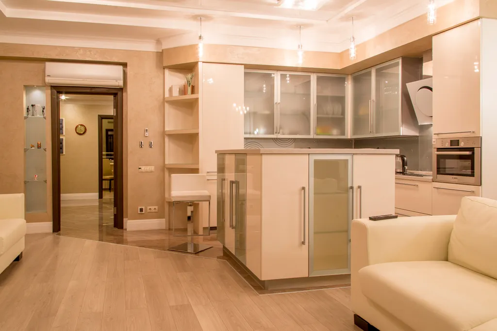 3-комнатная квартира с бассейном у моря