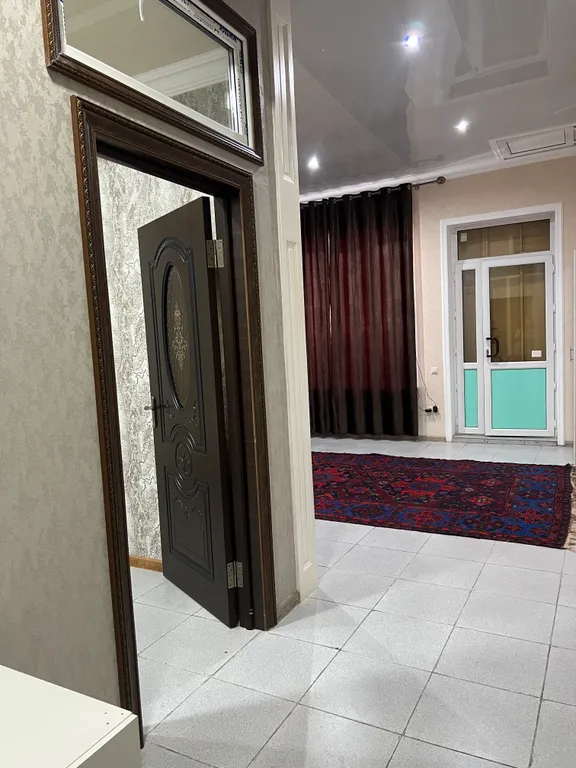 Домик чуть дальше набережной