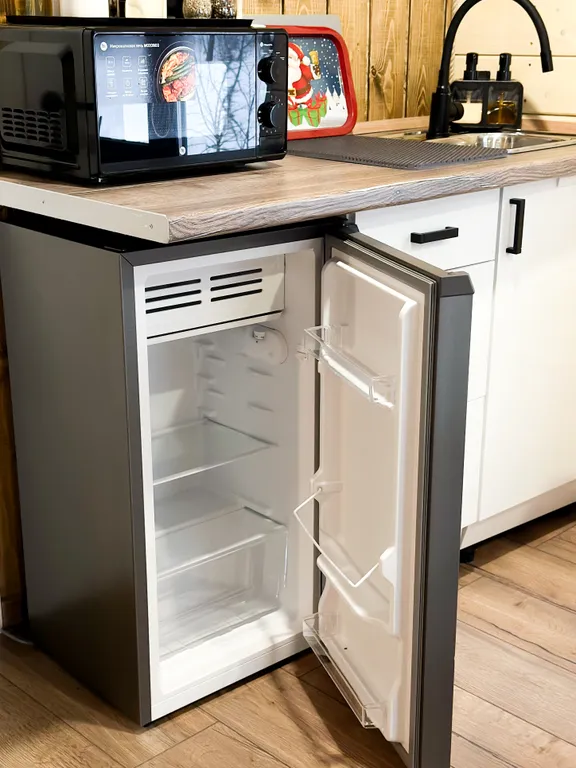 Дом в лесу в стиле барн