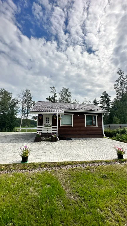 Частный дом на берегу Ладожского озера