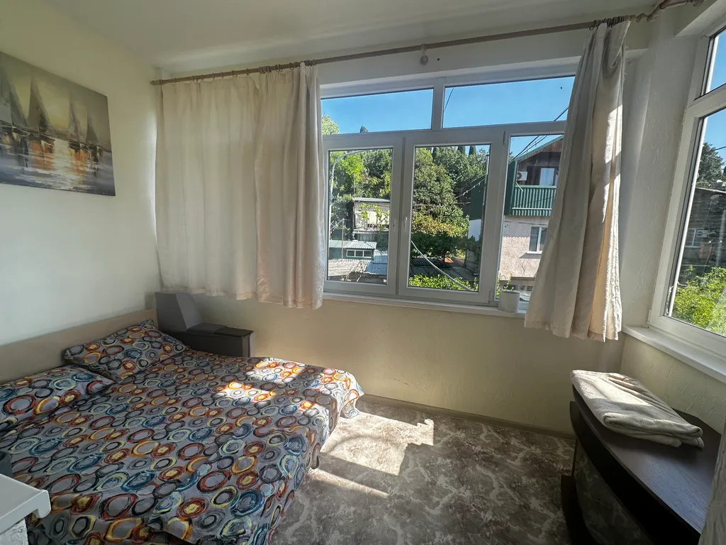 Уютная квартира в закрытом дворе с детской площадкой и парковкой