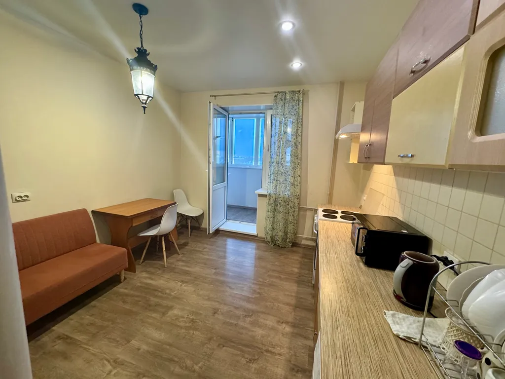 Трёхкомнатная квартира центр, отличный вид