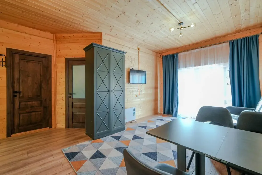 4-комнатный Дом