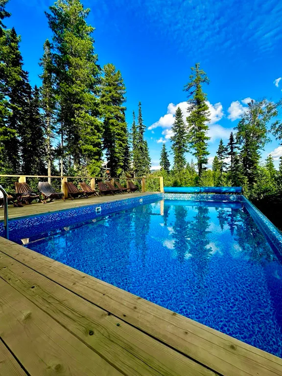 Гостевой двор "Дом в кедрах"