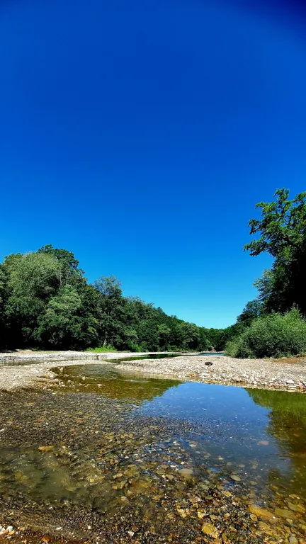 Барн-хаус 2+1 в тишине у леса и горной реки